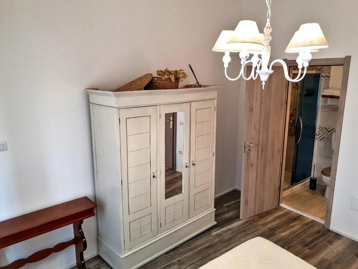 Nivalu' Guest House Όλμπια Εξωτερικό φωτογραφία